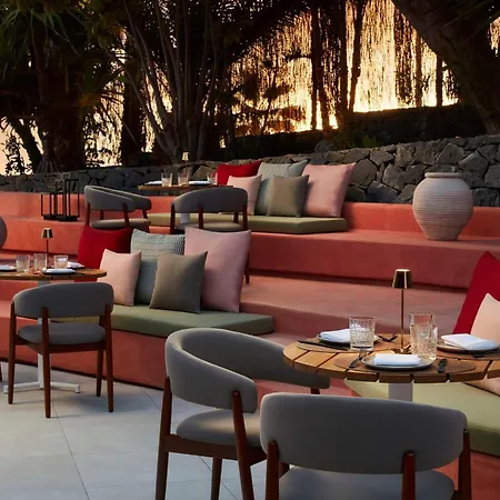 Hotel Tivoli La Caleta 5*