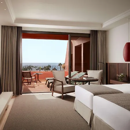 Hotel Tivoli La Caleta