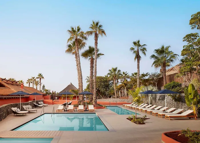 Hotel Tivoli La Caleta 5*